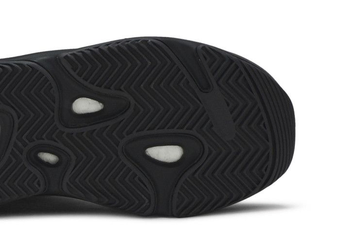 yeezy-boost-700-mnvn-kids-phosphor-700mnvm-phok_04