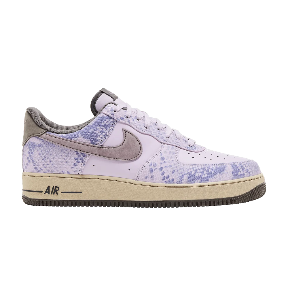 Krossovki-Nike-Air-Force-1-07-LV8-Snakeskin-Pack-Doll