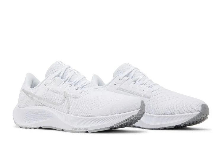 Krossovki-Nike-Wmns-Air-Zoom-Pegasus-38-White-Metallic-Silver-7