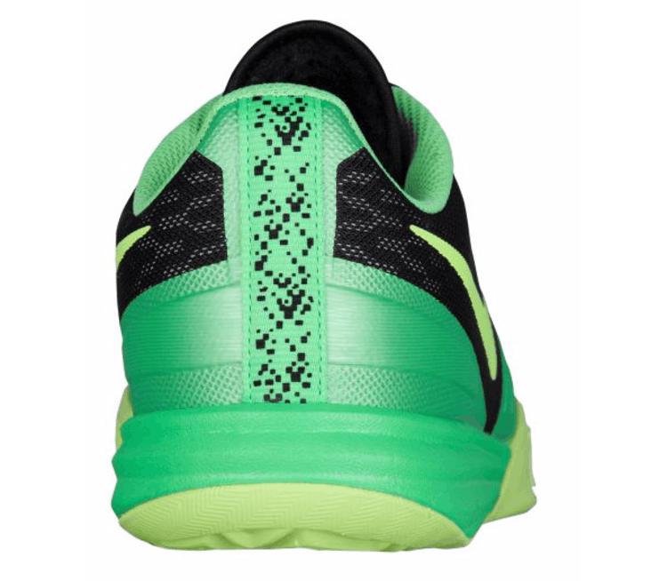 Кроссовки Nike KB Mentality