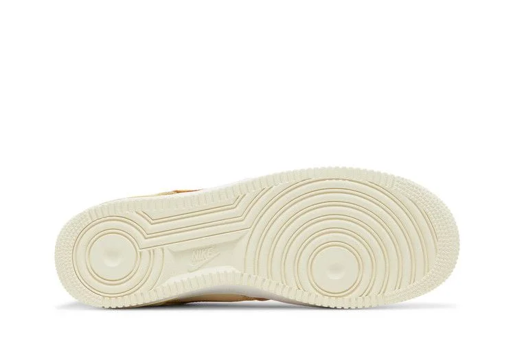 Кроссовки Nike Air Force 1 '07 LV8 'Little Accra'