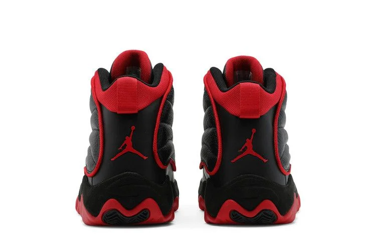 Krossovki-Air-Jordan-Pro-Strong-Bred-5