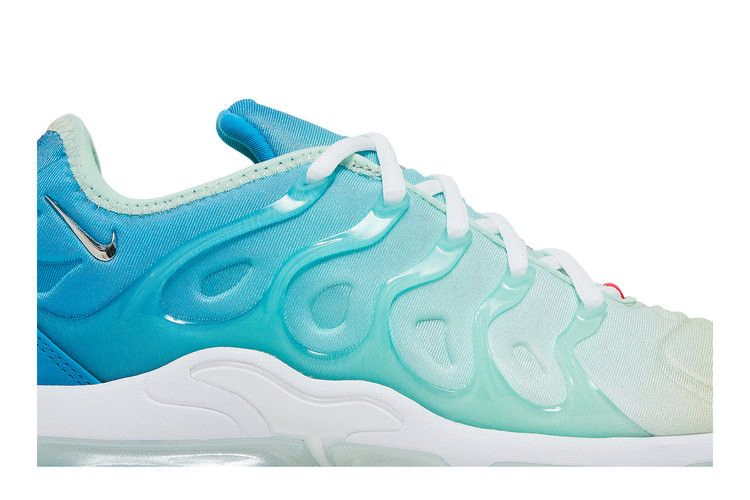Кроссовки Nike Wmns Air VaporMax Plus 'Mint Foam Laser Blue'