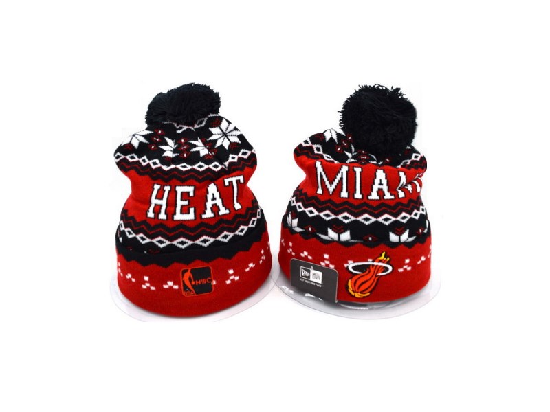 Шапка Miami Heat с помпоном