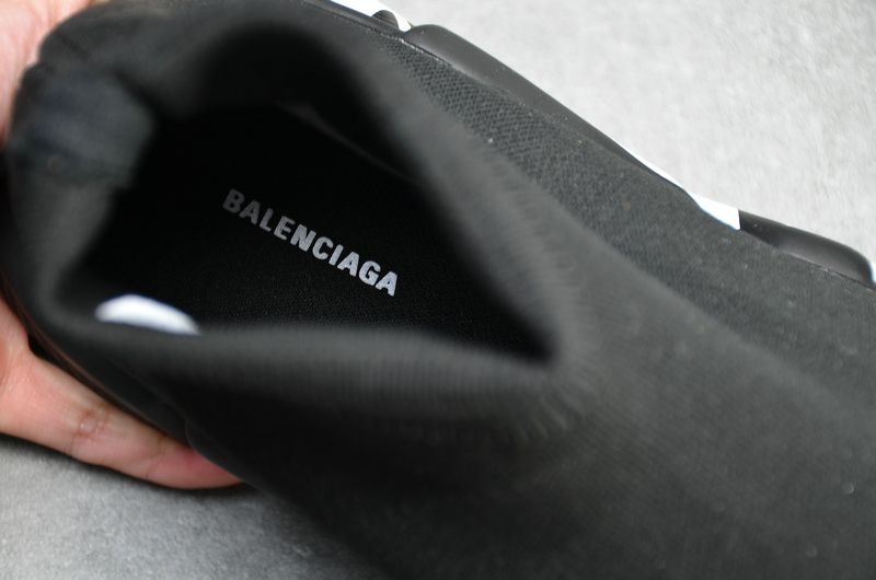 Balenciaga-Wmns-Speed-Trainer-Black-White-16