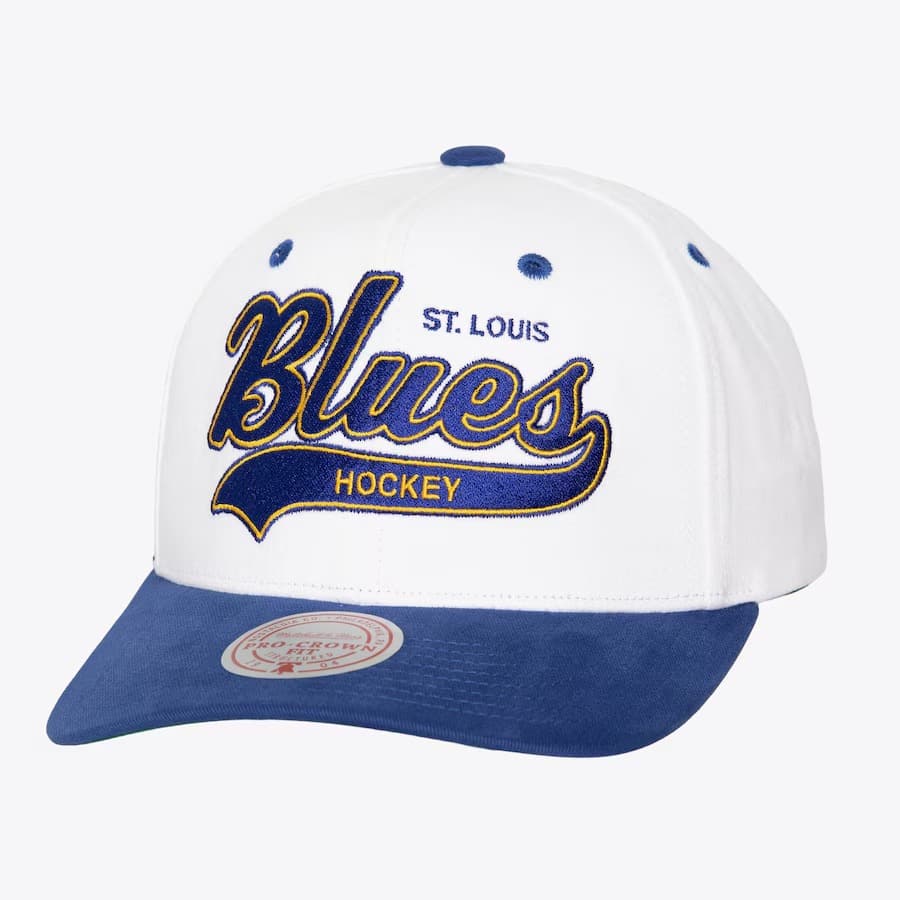Бейсболка Mitchell & Ness White St. Louis Blues Tail Sweep Pro Vintage Snapback Hat