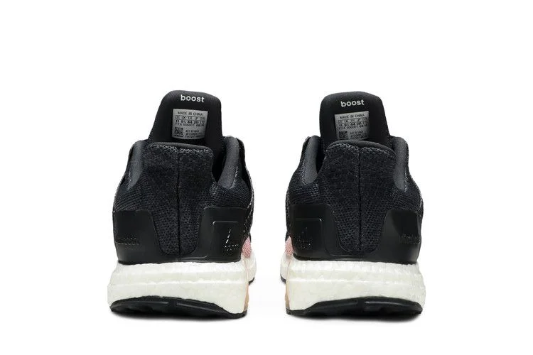 Кроссовки Adidas Wmns UltraBoost ST 'Grey'