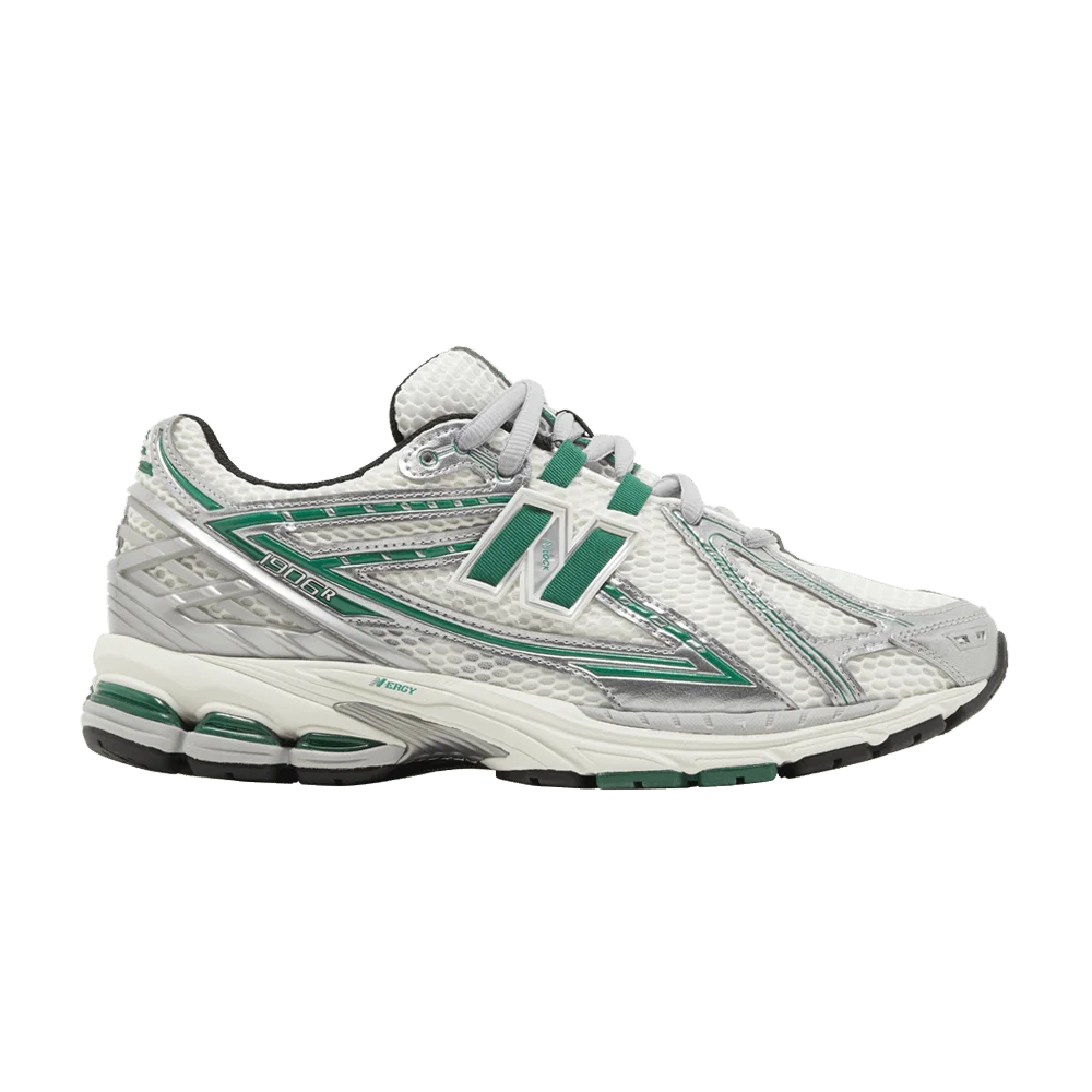 Krossovki-New-Balance-1906R-Spruce-Pack-Footlocker-Exclusive
