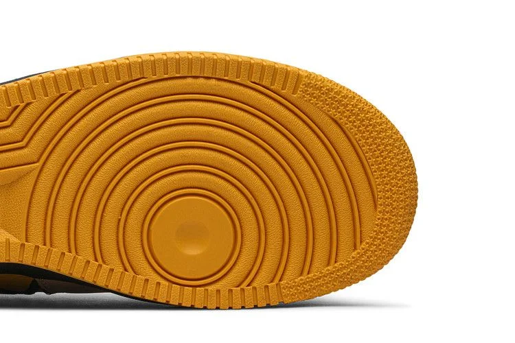 Krossovki-Karabo-Poppy-x-Nike-By-You-x-Air-Force-1-Low-Karabo-By-You-4