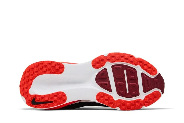 Кроссовки Nike Vomero 18 'Black Bright Crimson'