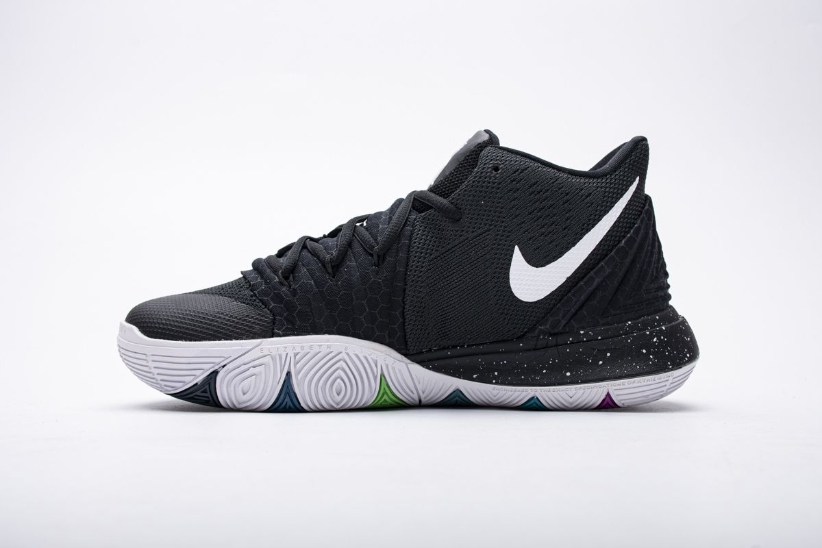 Kyrie-5-EP-Black-Magic-1
