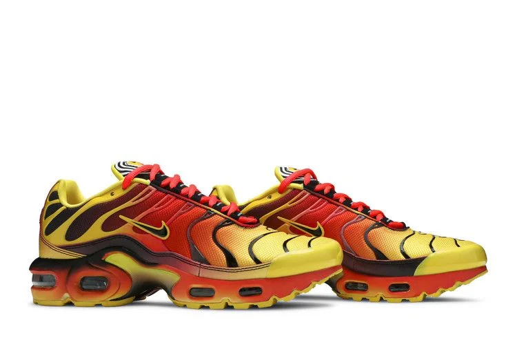 Krossovki-Nike-Air-Max-Plus-GS-Chrome-Yellow-7