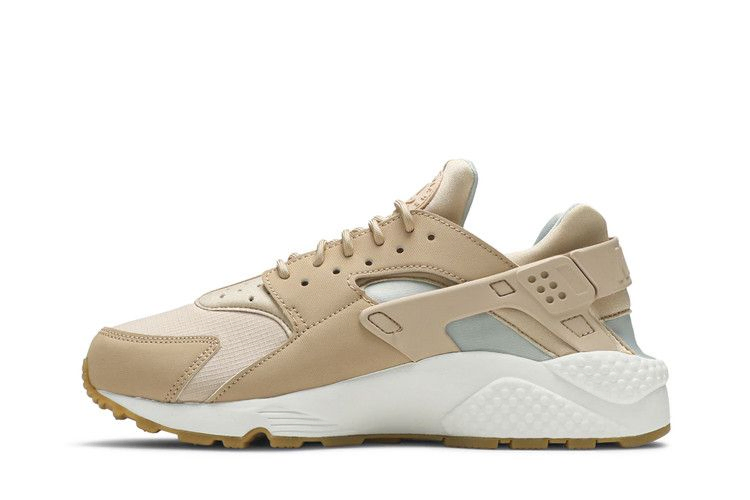 wmns-huarache-run-bio-beige-634835-204_02