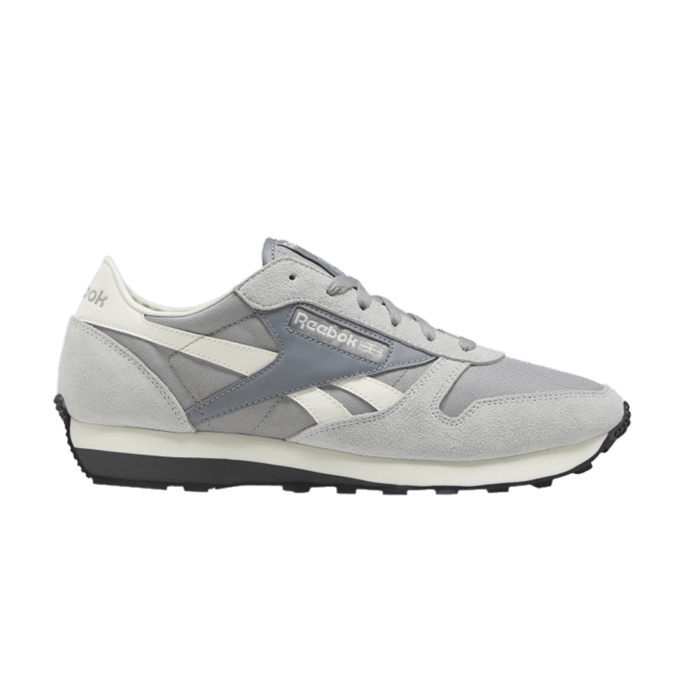 classic-leather-az-cold-grey-chalk-fx2453