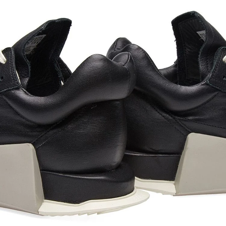 Krossovki-Rick-Owens-x-adidas-Level-Runner-Boost-Black-5