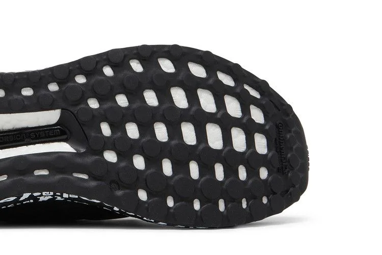 Krossovki-Mohamed-Salah-x-adidas-UltraBoost-DNA-2.0-Core-Black-4