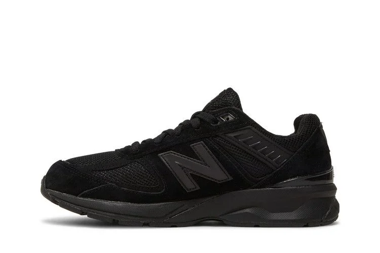 Krossovki-New-Balance-990v5-Big-Kid-Triple-Black-2