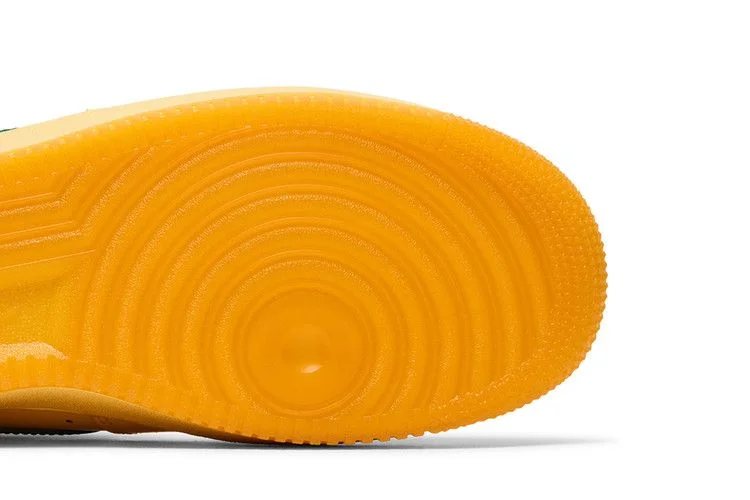 Krossovki-Nike-Air-Force-1-Low-Patent-Leather-Topaz-Gold-4