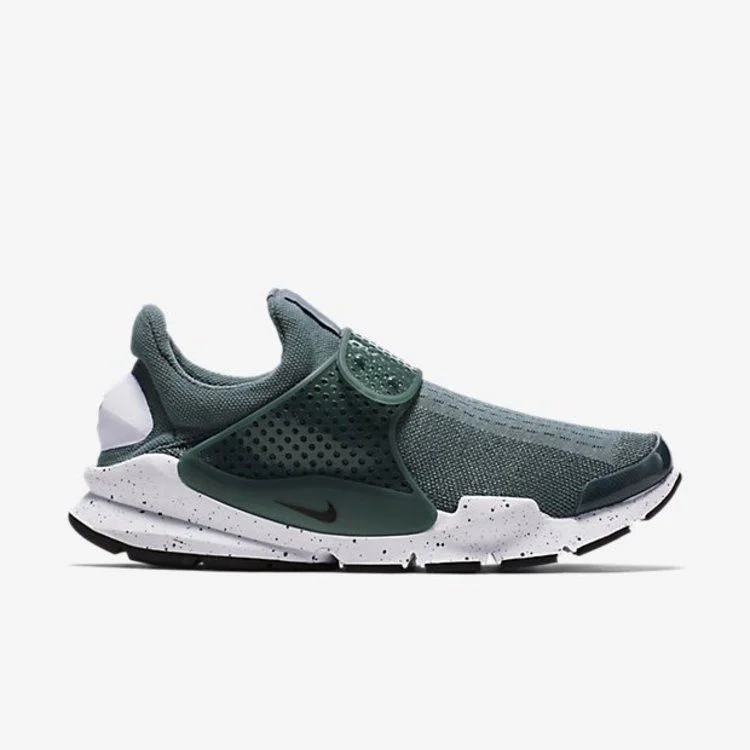 Krossovki-Nike-Sock-Dart-SE-Hasta-1