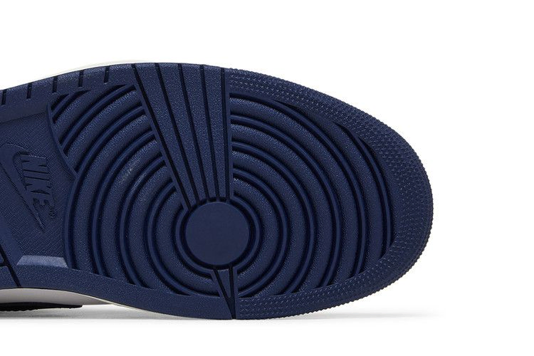 Кроссовки Air Jordan 1 Retro High OG 'Midnight Navy'