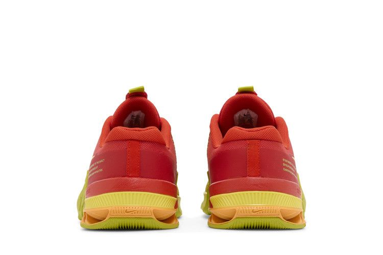Кроссовки Nike Metcon 8 AMP 'Picante Red Bright Cactus'