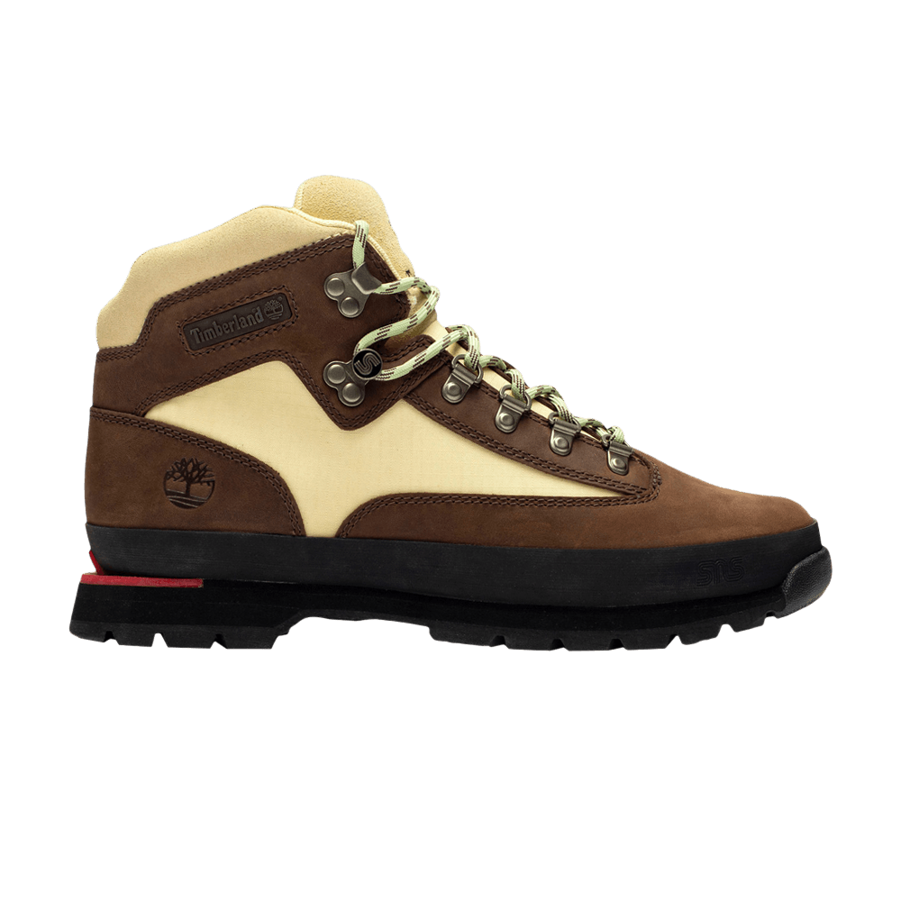 sneakersnstuff-x-euro-hiker-boot-meatballs-mash-tb0a6f4d-w01