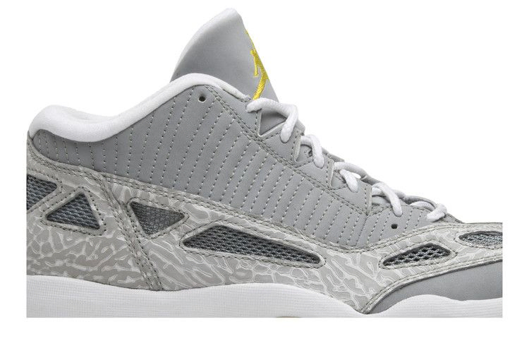 air-jordan-11-retro-low-ie-306008-072_01