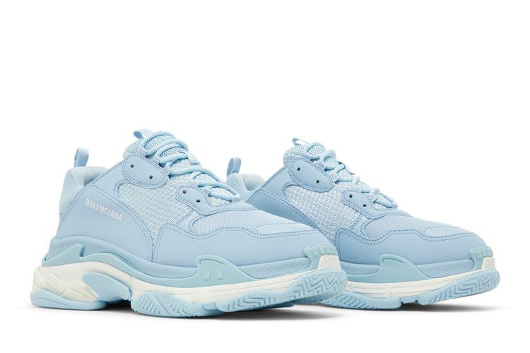 balenciaga-triple-s-sneaker-allover-logo-light-blue-536737-w2fa1-4090_07