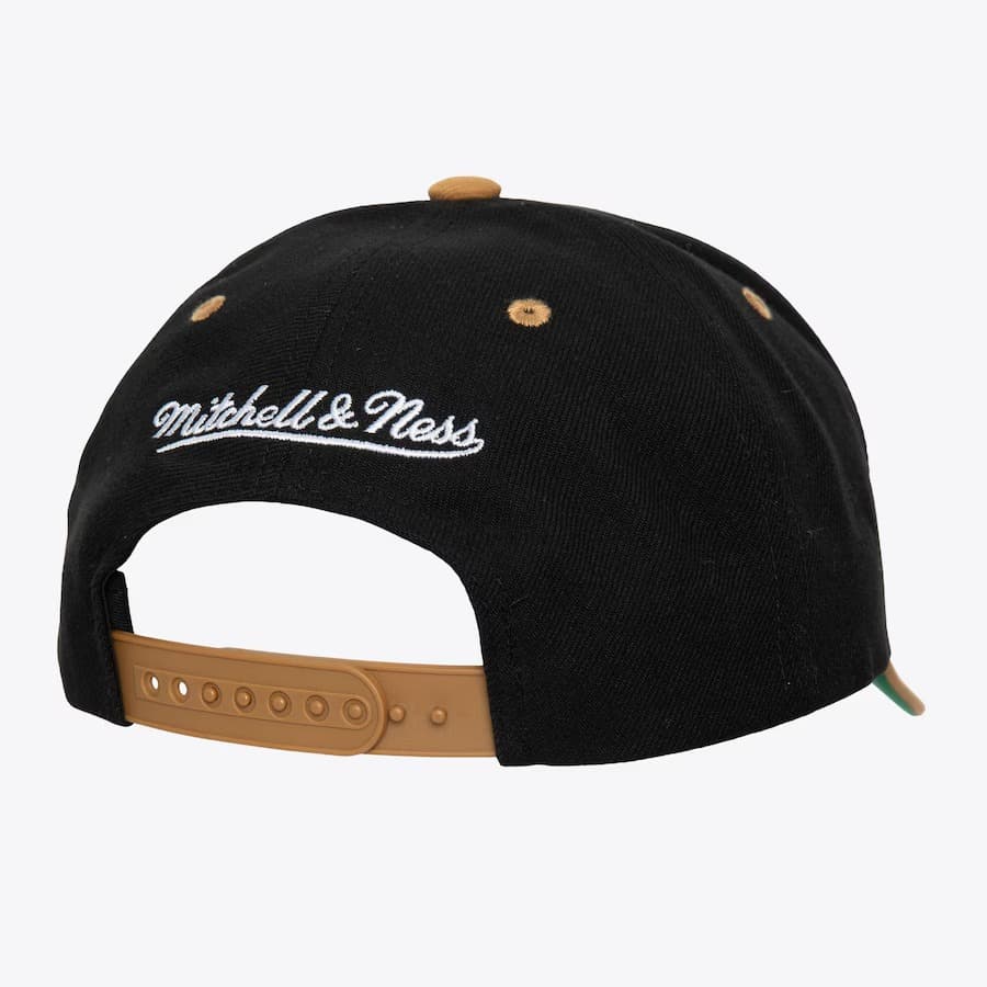 Бейсболка Mitchell & Ness Black Anaheim Ducks Tailsweep 2.0 Pro Snapback Hat