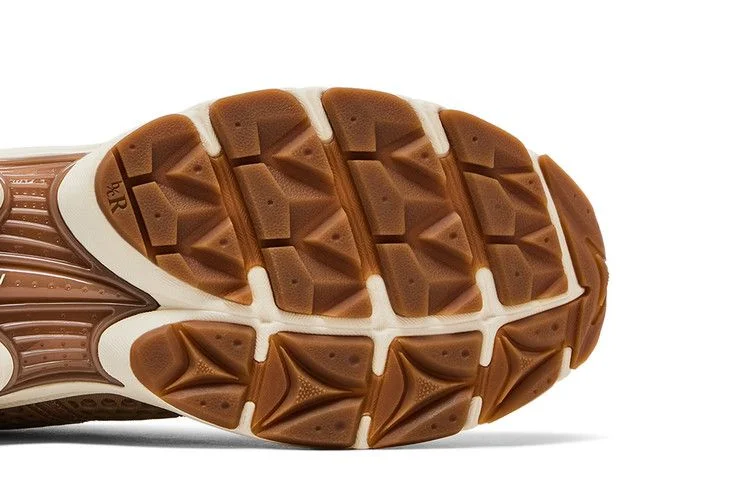 Кроссовки Saucony ProGrid Triumph 4 CS 'Tan Royal'