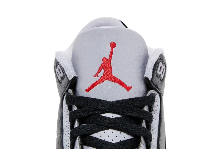 Krossovki-Air-Jordan-3-Retro-OG-Black-Cement-2024-8