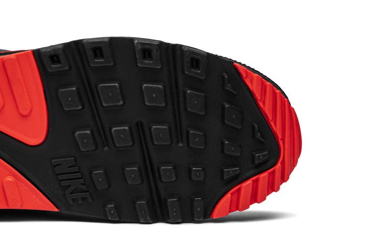 undefeated-x-air-max-90-cj7197-003_04