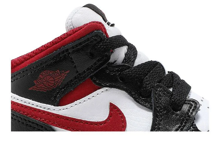 Krossovki-Air-Jordan-1-Mid-TD-Black-Gym-Red-1