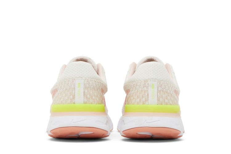 wmns-react-infinity-run-flyknit-3-sail-light-madder-root-dd3024-102_05