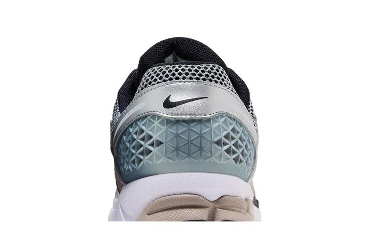 Кроссовки Nike Air Zoom Vomero 5 'College Grey'