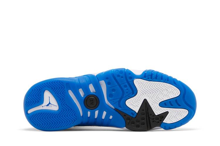 jumpman-two-trey-concord-royal-do1925-140_03