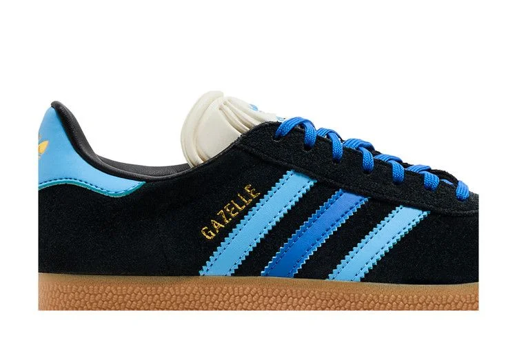 Krossovki-adidas-Wmns-Gazelle-Black-Light-Blue-1