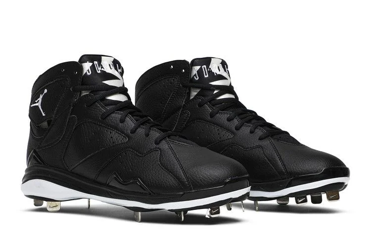 Krossovki-Air-Jordan-7-Retro-Metal-Cleat-Oreo-7