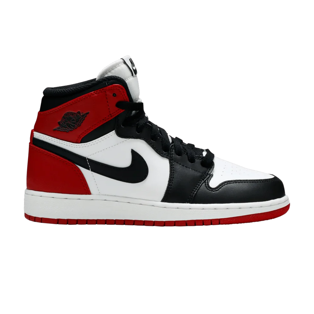 Krossovki-Air-Jordan-1-Retro-High-OG-GS-Black-Toe-2013