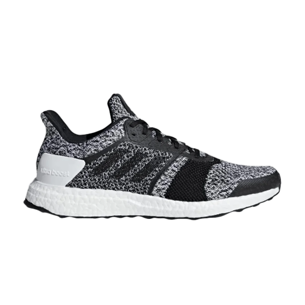 Krossovki-Adidas-UltraBoost-ST-White-Black