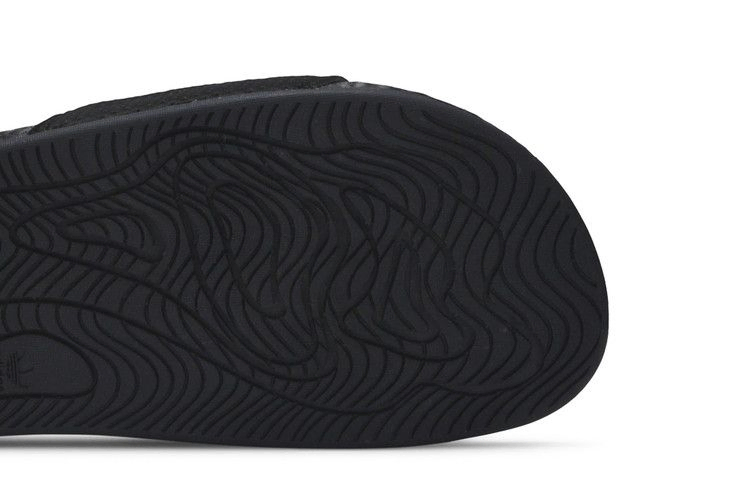 pharrell-x-adilette-boost-slides-triple-black-fx8056_04