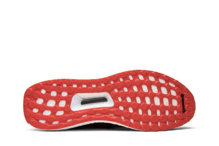 Krossovki-adidas-UltraBoost-4.0-Chinese-New-Year-3