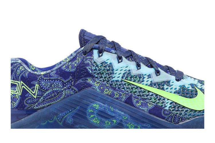 metcon-6-amp-paisley-cz0602-434_01