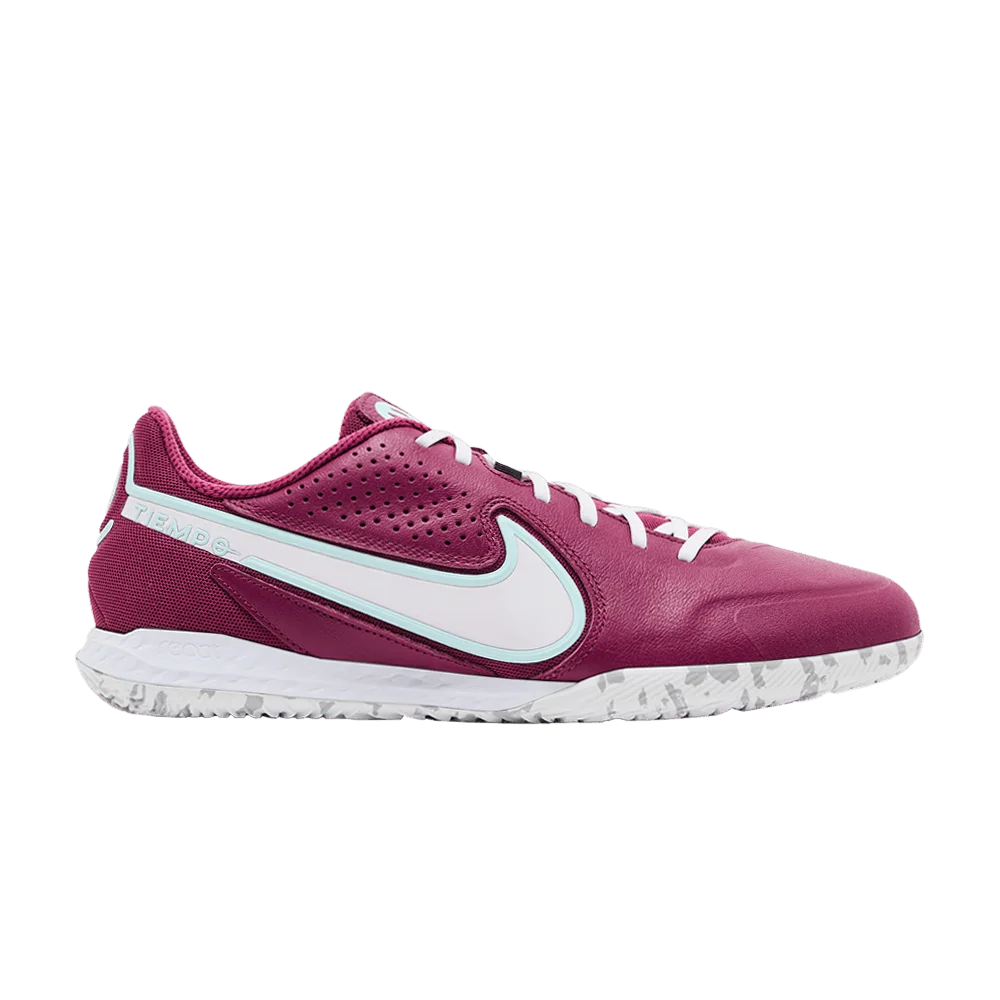 Krossovki-Nike-React-Tiempo-Legend-9-Pro-IC-Rosewood-Camo