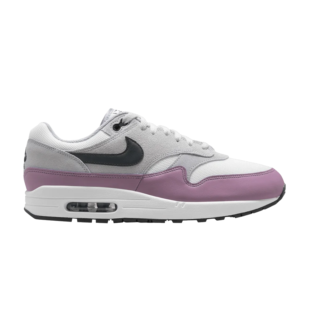 Krossovki-Nike-Air-Max-1-Essential-Wolf-Grey-Pink