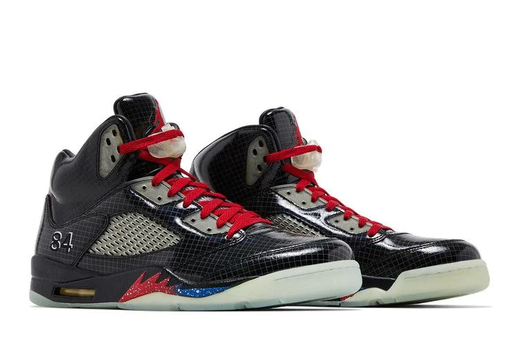Krossovki-Transformers-x-Air-Jordan-5-Retro-Black-Ops-Sample-7
