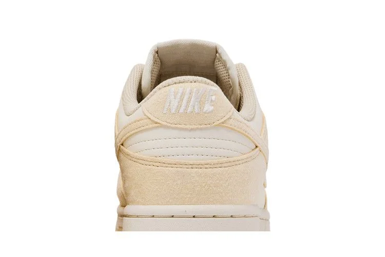 Krossovki-Nike-Wmns-Dunk-Low-Next-Nature-Soft-Pearl-Beach-6