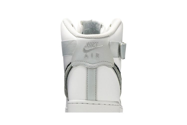 Кроссовки Nike Air Force 1 High '07 LV8 'Chenille Swoosh'