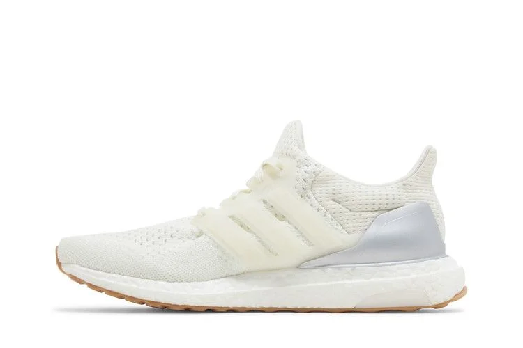 Кроссовки Adidas Wmns UltraBoost 1.0 'Off White Gum'