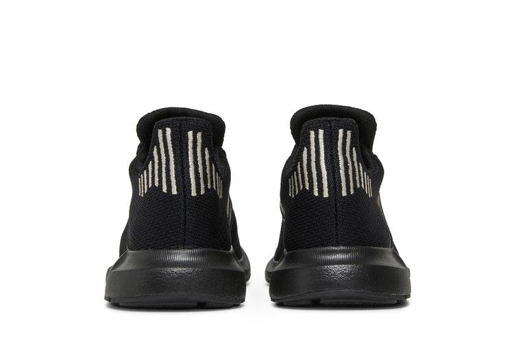 Кроссовки adidas Wmns Swift Run 'Triple Black'